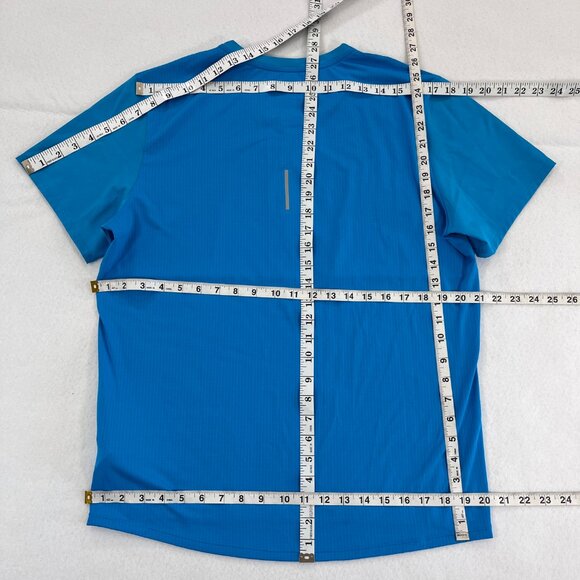 THE NORTH FACE Mens Medium True Run Short Sleeve Panel Running Shirt Blue 2021 - Picture 14 of 16